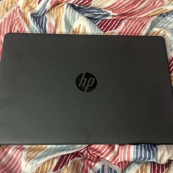 HP 255 G8 Notebook PC Model (1W9Z3AV)